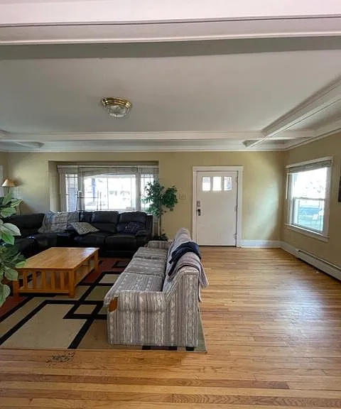 1819 11th Ave — Photo 3