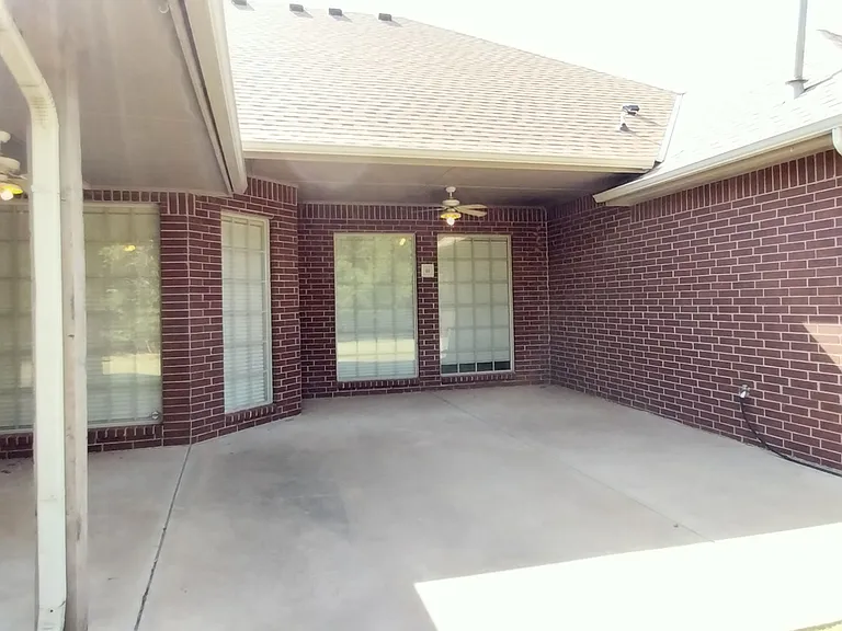 17020 Wales Green Ave — Photo 15