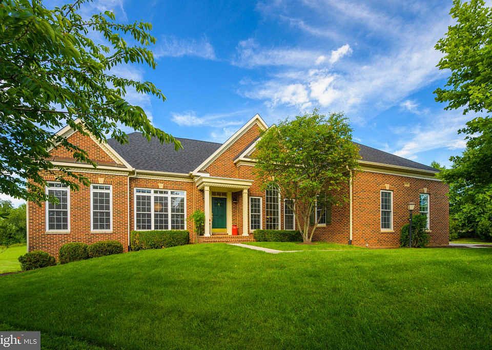 1st image of 40376 Stonebrook Hamlet Pl
