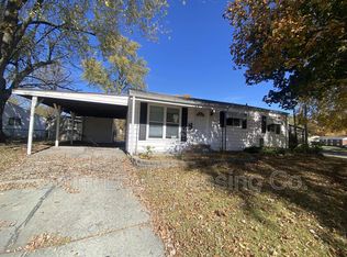 815 Lexington Park, Florissant, MO
