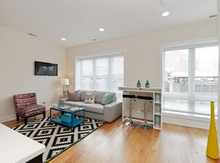 4639 N Broadway St APT 204, Chicago, IL 60640