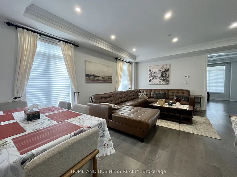 152 Marvin Ave — Photo 16