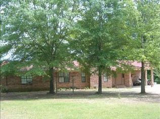 621 Landers Rd, Yazoo City, MS 39194