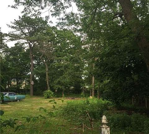 4th image of 1661 Elsie Ln