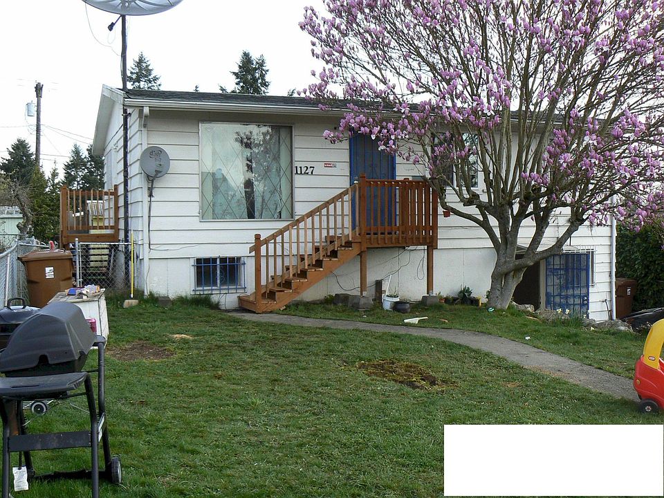 1st image of 1127 E 52nd St