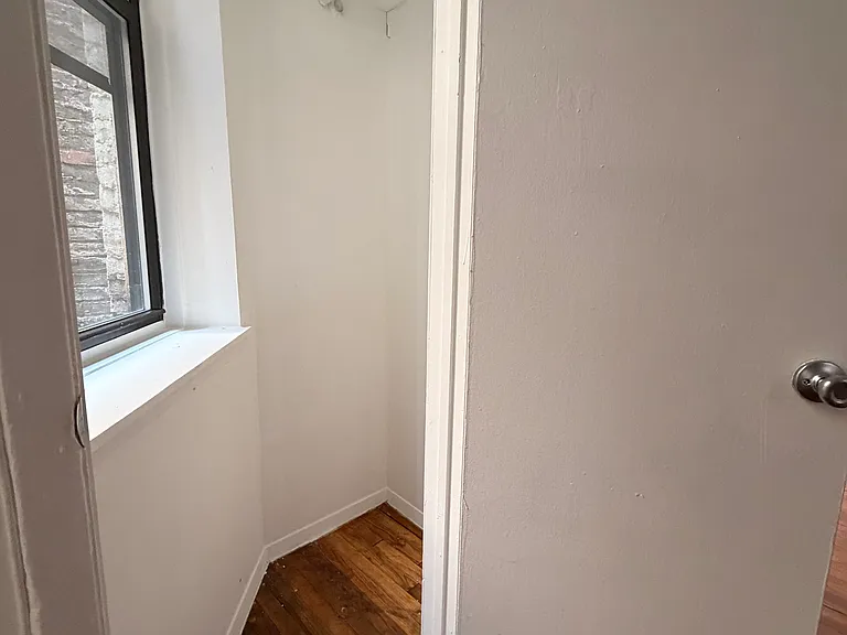 158 1st Ave #6 — Photo 12