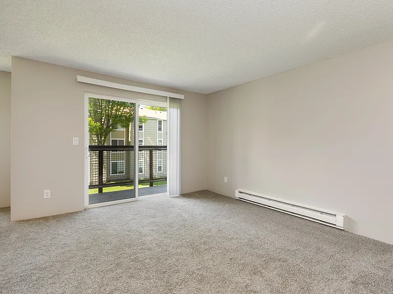 Hillcrest Estates — Photo 40