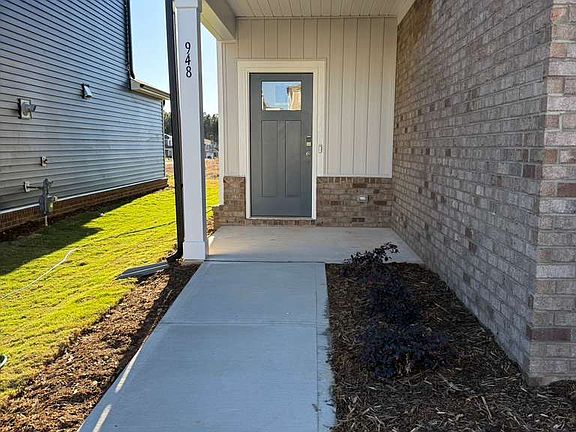 2nd image of 948 Grand Mesa Dr
