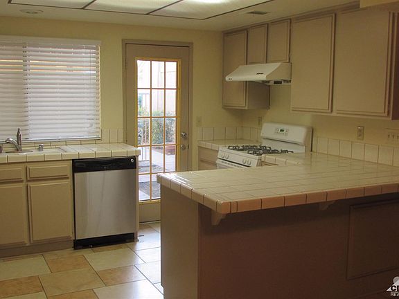 4th image of 82196 Cochran Dr