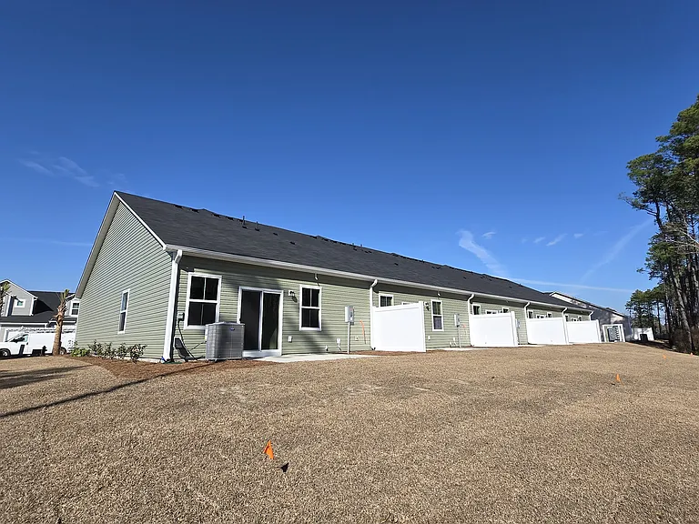 1374 Speedway St — Photo 27