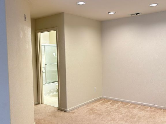 2nd image of 864 Bucks Lake Ct
