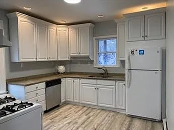 27 Woodward St #1 — Photo 1