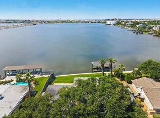 22 S Shore Dr, Galveston, TX 77551