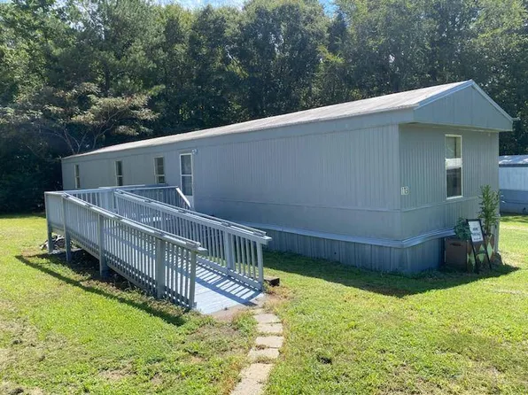 113 Terrys Park Dr #113, Laurens, SC 29360