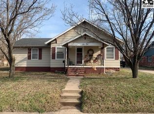 610 W 23rd Ave, Hutchinson, KS 67502