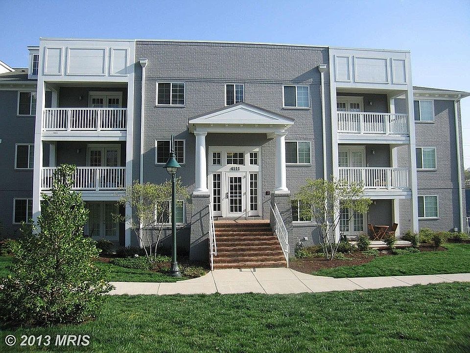 1st image of 4111 S Four Mile Run Dr Unit 304