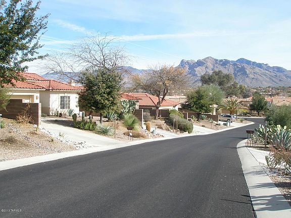 5th image of 2490 W Tom Watson Dr