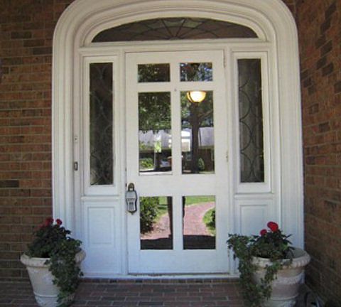 4th image of 1702 Chelsea Dr NW