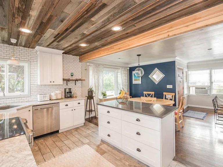 5035 NE Sumner St — Photo 10