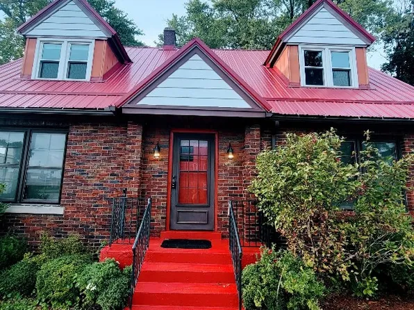 3025 State St, Erie, PA 16508