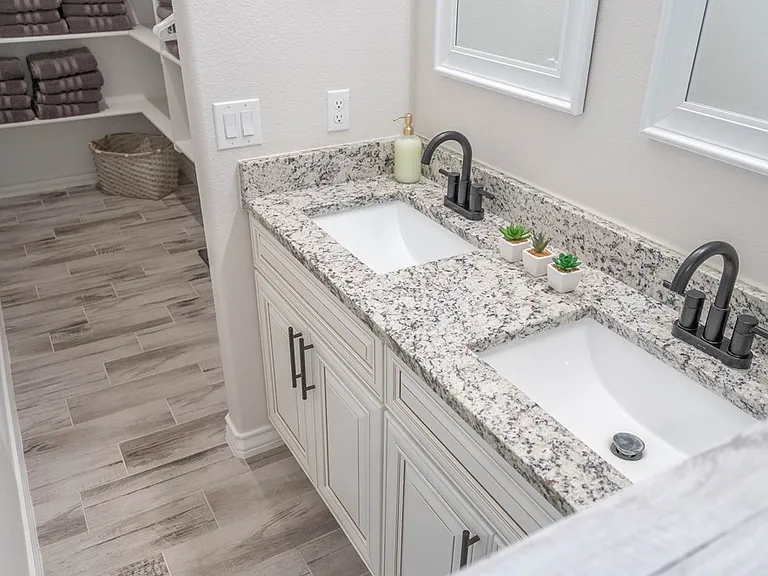 3611 El Cajon Ave — Photo 30