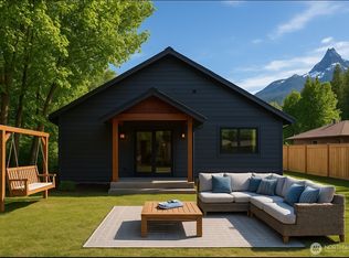 1212 Cascade St, Darrington, WA 98241