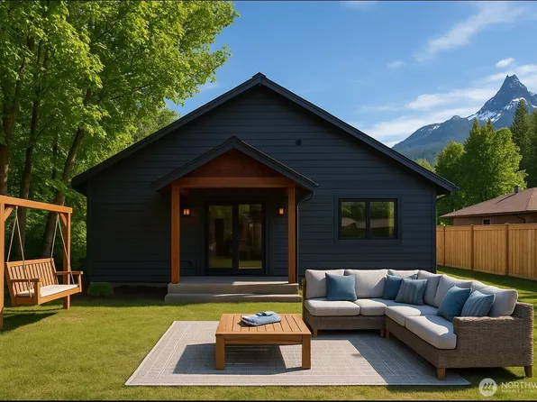 1212 Cascade Street, Darrington, WA 98241