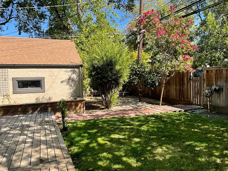 4812 T St — Photo 19