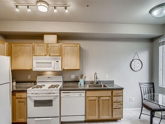 5th image of 517 225th Ln NE APT E106