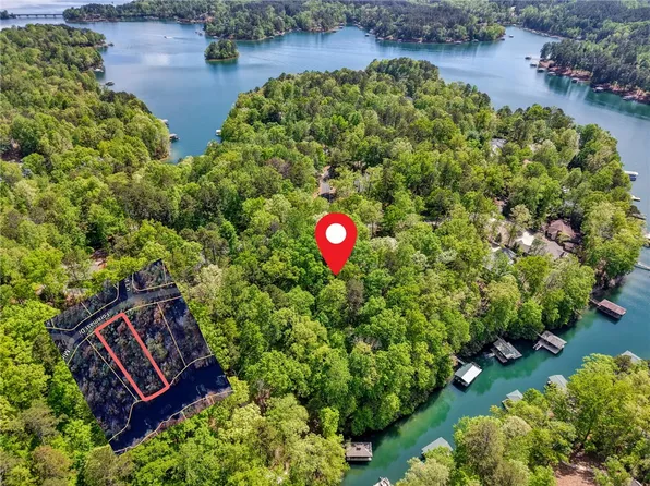 32 Foremast Dr, Salem, SC 29676