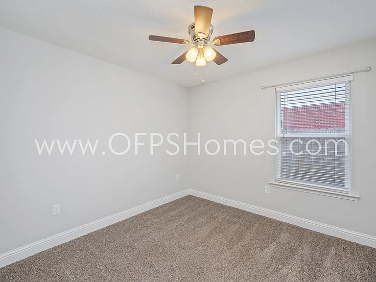 824 Valley Rd — Photo 19