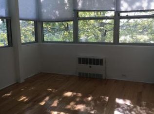 501 Sheridan Rd, Evanston, IL 60202