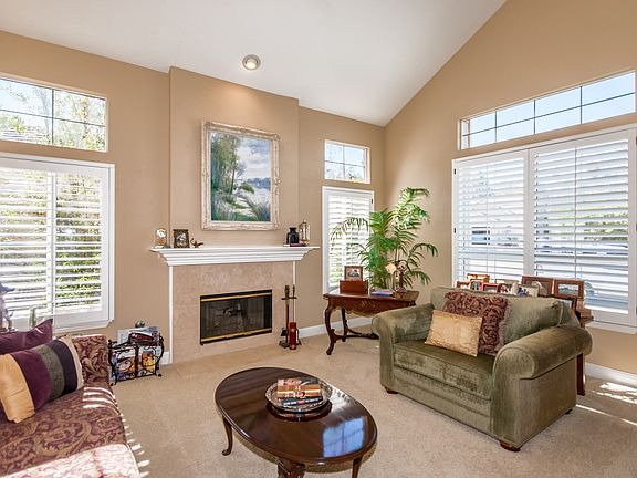 4th image of 3167 Holloway Ct