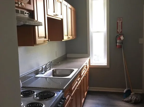 746 Centre St, 746 Centre St Floor 1, Trenton, NJ 08611