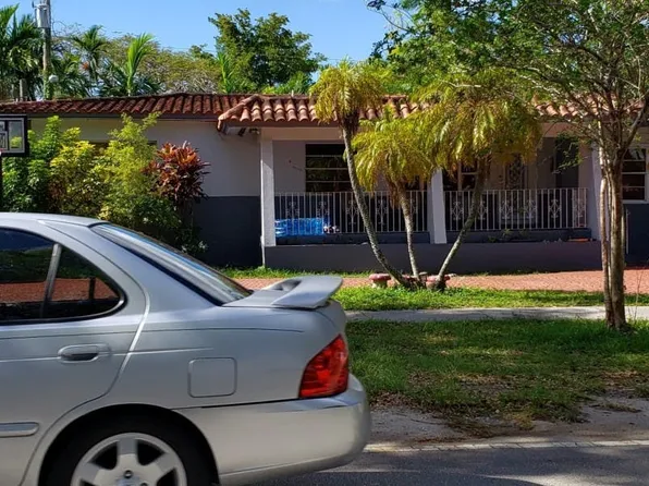 6150 SW 16th St, West Miami, FL 33155