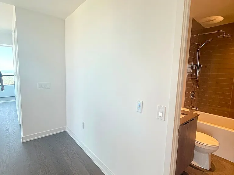 448 Burnhamthorpe Rd W #6708 — Photo 10