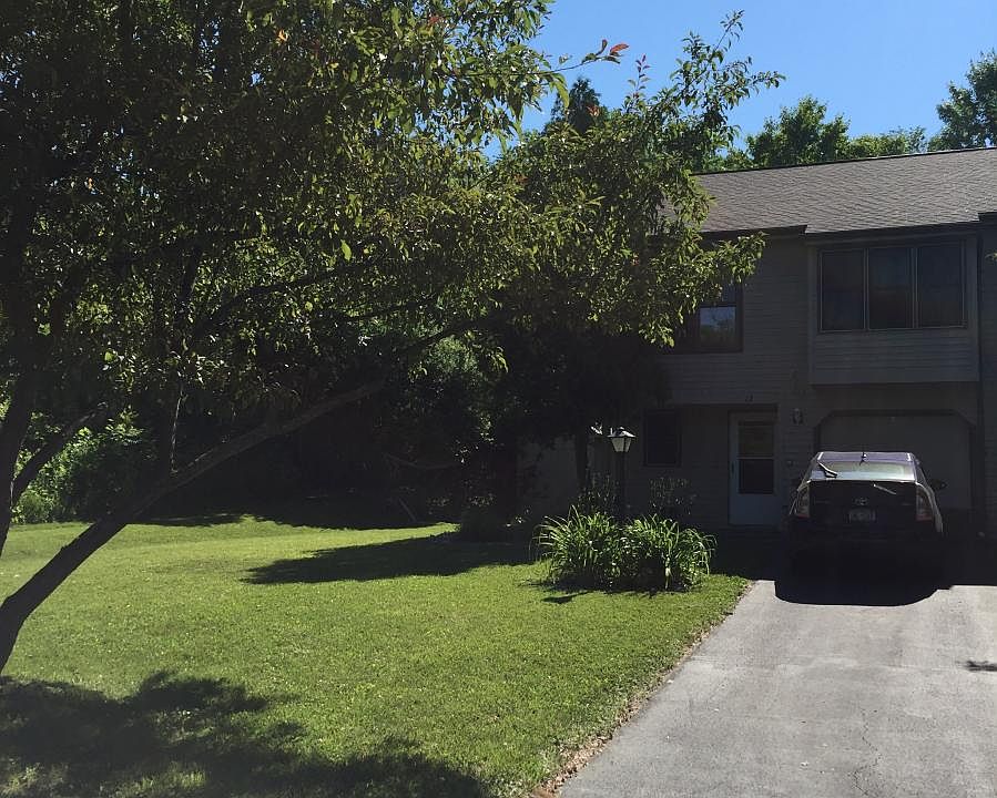 1st image of 12 Westchester Ct