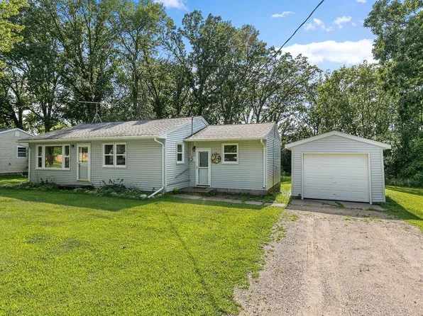 12 Maple St, Flensburg, MN 56328