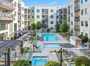 Onyx North Central, Phoenix, AZ 85014