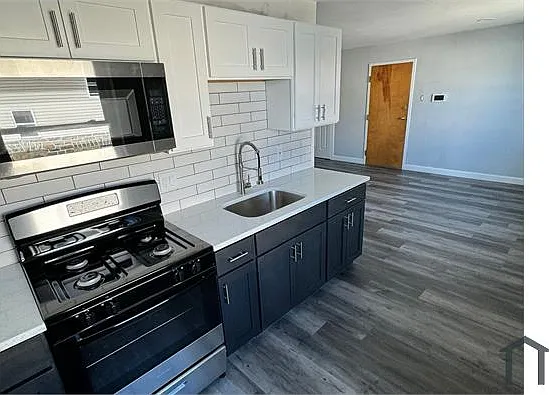1 bed, 700 sqft, $1,400 — Photo 4