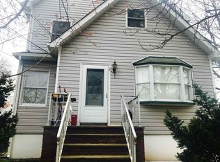 30 Newman Ave, Bayonne, NJ 07002