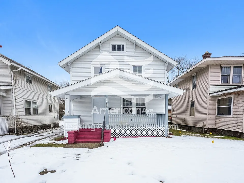 1108 Diamond Ave