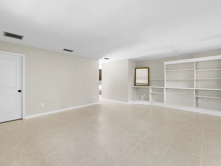 3106 NW 38th St — Photo 28