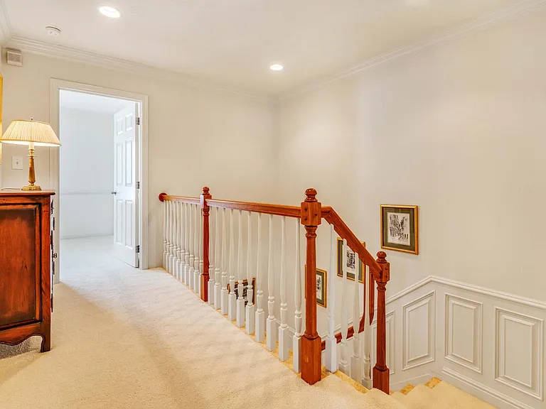 89 Shenot Rd — Photo 14
