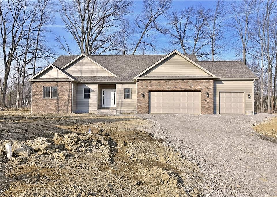 1st image of 110 Spyglass Ct