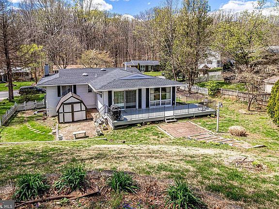 3rd image of 4429 Naoma Ct