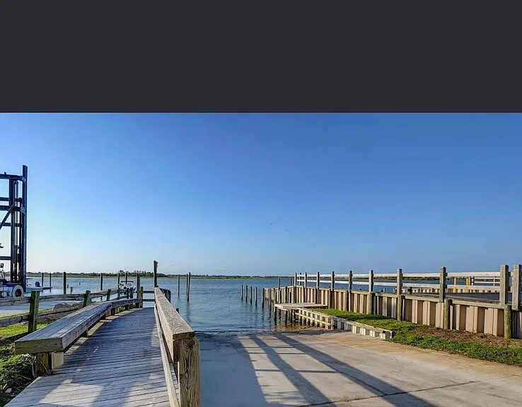 Neighborhood private boat ramp
