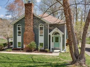 1061 Gales Ave, Winston Salem, NC 27103