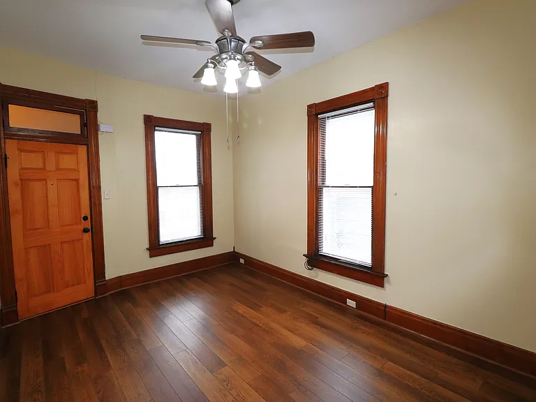 Historic Apartment Building near Earlham College — Photo 18