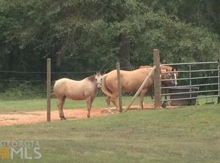 279 Deans Ln, Jackson, GA 30233